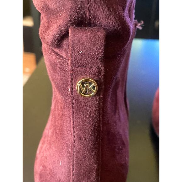 Michael Kors Women’s Braden Zip Up Suede Knee High Boots Size 7M - Picture 4 of 10